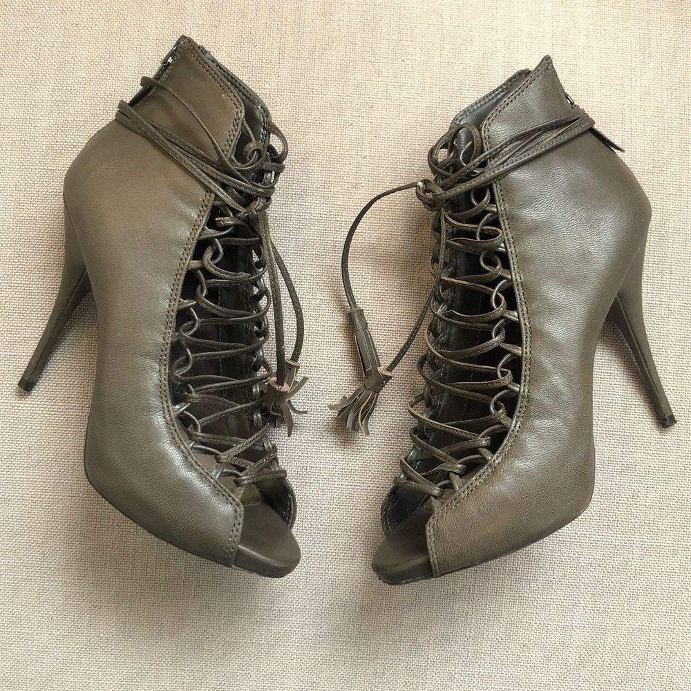 Steve Madden Leather Lace Up Peep Toe Bootie